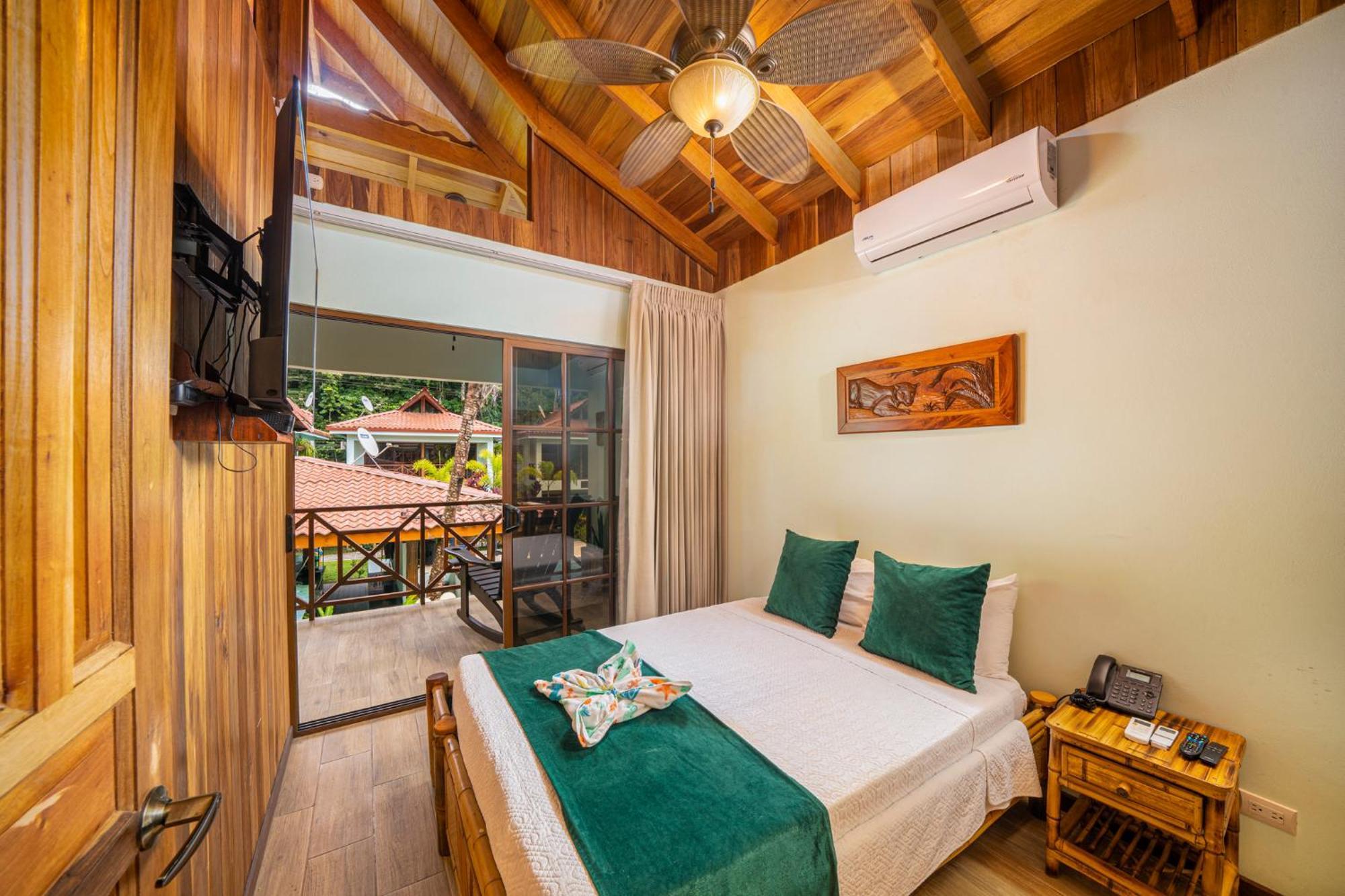 Bungalows Пунта Ува Екстериор снимка